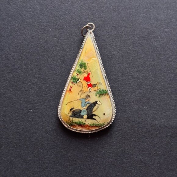 Hand Painted Persian Miniature Pendant - Picture 2 of 2